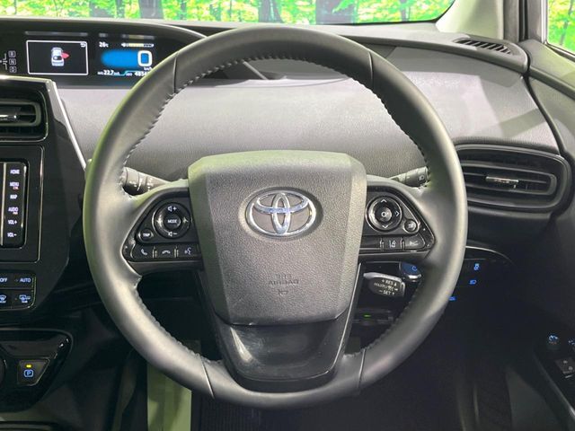 【ステアリングスイッチ】運転中、前方から目線をそらすことなく、オーディオ等の操作が可能な便利機能！安心＆快適なドライブを演出してくれます♪