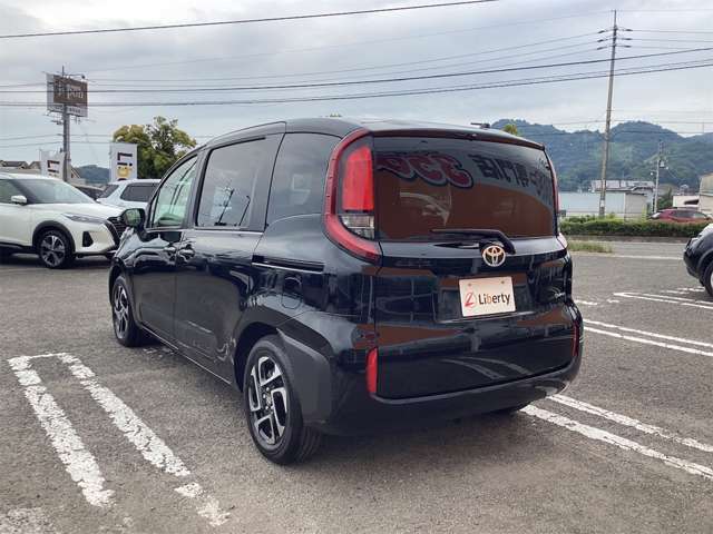 ■□■□■ 万が一のキズヘコミも迅速に対応いたします！！ 自社鈑金工場を持っているので、自社で修理いたします！！ 仲介料がかからないので安いんです！！  ■□■□■