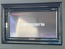 【ディスプレイオーディオ】視認性が高いディスプレイオーディオを装備♪操作性も良好で直感的なソース選択が可能です。