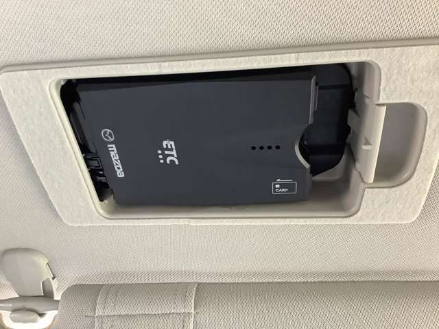 すっきり収納の純正ETC装備済です！