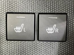 【シートヒーター】寒い日に重宝するシートヒーター！エアコンより早く温まってくれるので寒がりの人も安心ですね♪エアコンの温風は乾燥するから苦手、という方にもをおすすめです。