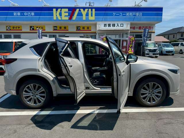 展示全車両が試乗可能♪”見て、座って、運転して”　体感が1番安心。試乗をご希望の方は、事前にご予約下さい。※車検切れ車両は展示場内になる場合がございますがご了承下さい。※保険加入済