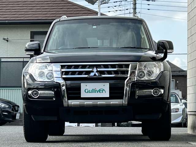700台限定車　ディーゼルターボ　4WD　7人　ナビ　バックカメラ　電動サンルーフ　ルーフレール　ベージュレザー　シートヒーター　パワーシート　衝突軽減　デフロック　クルコン　FRドラレコ　ETC