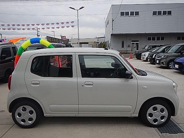 コンパクトボディーながら大きな開口で乗降も楽々です！