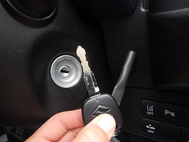 キーレスキーにはスペアキーも付属しております。