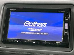 【純正ナビ】人気の純正ナビを装備。オーディオ機能も充実しており、Bluetooth接続すればお持ちのスマホやMP3プレイヤーの音楽を再生可能！毎日の運転がさらに楽しくなります！！