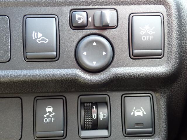 横滑防止機能、衝突回避軽減ブレーキ付きで、より安全にドライブをお楽しみいただけます♪