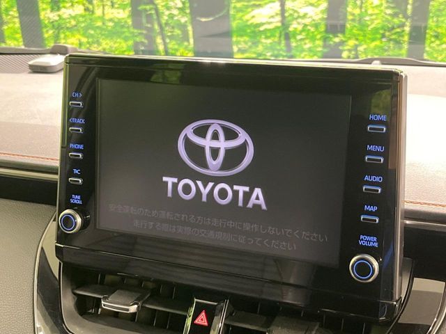 【8インチ　ディスプレイオーディオ】大画面のディスプレイはAppleCarPlayやAndroidAutoが利用可能。大きな画面でスマホナビアプリ等が利用いただけます♪