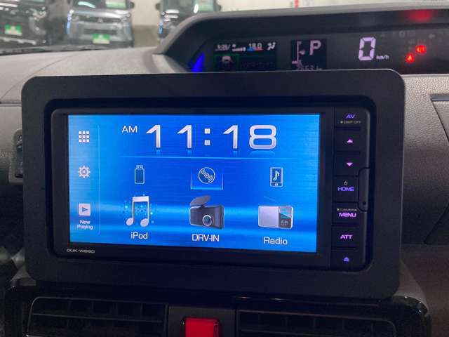 純正ディスプレイオーディオ装着♪ラジオ・DISC・Bluetooth機能等ついてます♪♪