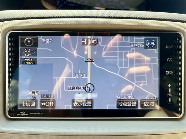 全車、指定工場にて12カ月点検・24カ月点検、分解整備を実施後ご納車させて頂きます。