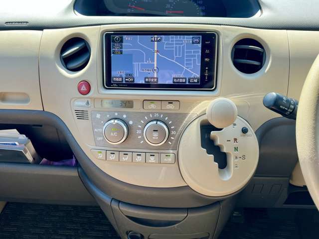 ご納車前には全車内外装クリーニングを実施しております。
