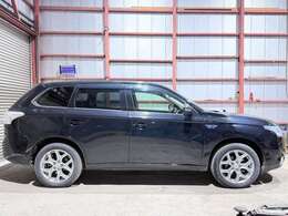 Scroll down for English室内クリーニング済みですので安心してご見学頂けます♪シートの擦れもなく大事に乗られていた様子が伺えます。 interior has been cleaned, so you can feel at ease when viewing the car