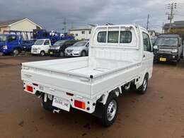 フロア4AT　外部入力付きCDチューナー　LED作業灯　ゲートチェーン