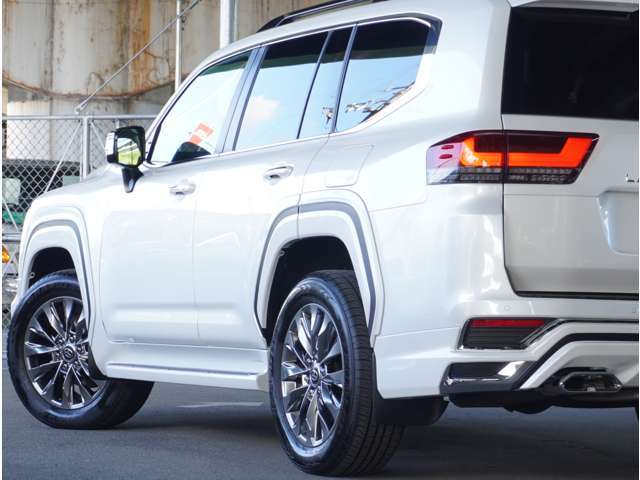 2023/1/4【様商談中】 トヨタ ランドクルーザー300 3.5 ZX 4WD 2023年 0.4万キロ (大阪