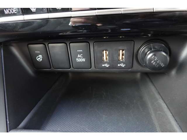 ステアリングヒーター　AC1500W　USB