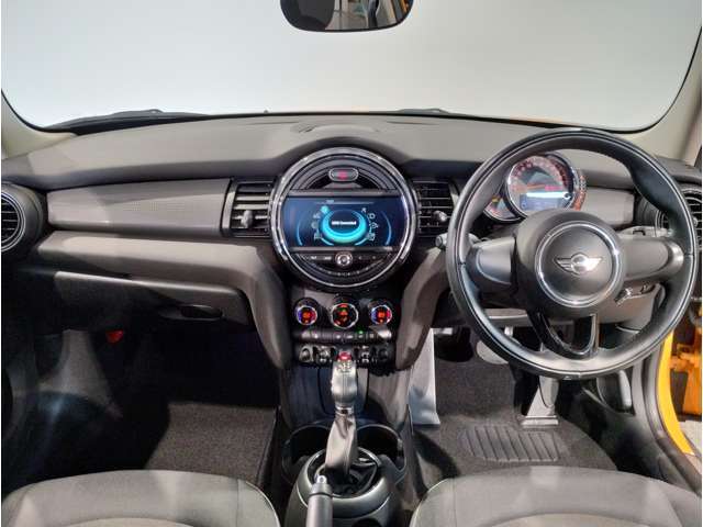 ハンドル操作がタイヤにクイックに伝わり、思い通りの軽快なハンドリングが実現することもゴーカートフィーリングと言われる理由なのです。