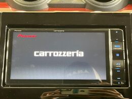 【ナビゲーション】使いやすいナビで目的地までしっかり案内してくれます。各種オーディオ再生機能も充実しており、お車の運転がさらに楽しくなります！！