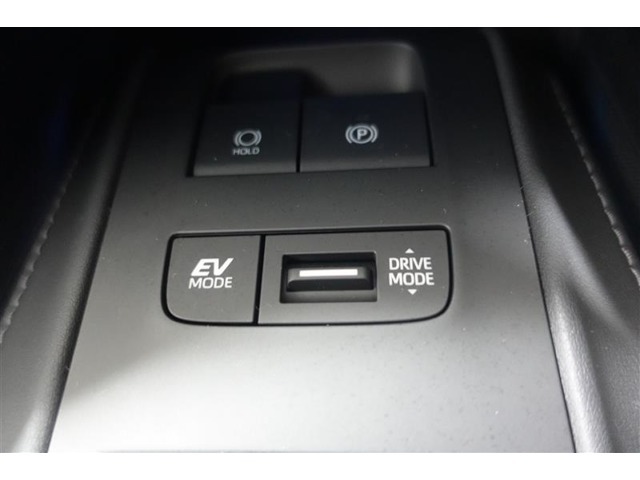 EVモード切替スイッチで燃費向上にチャレンジ！