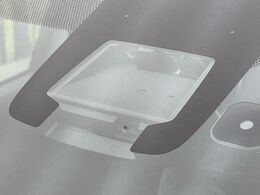 【トヨタセーフティセンス】走行中に前方の車両等を認識し、衝突しそうな時は警報とブレーキで衝突回避と被害軽減をアシスト。より安全にドライブをお楽しみいただけます。