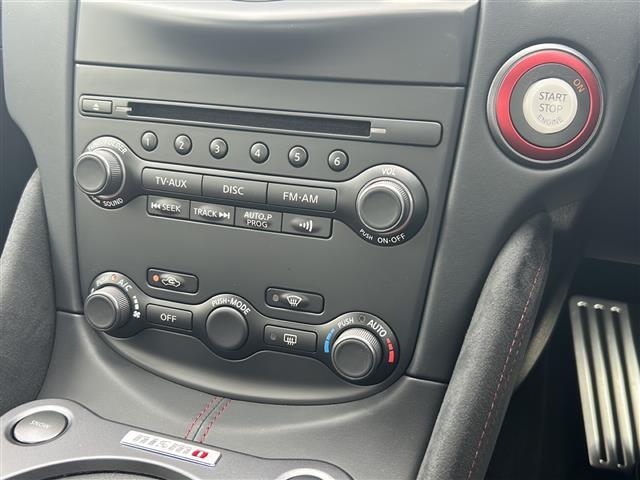 店舗にて現車の確認もいただけますので、お電話で在庫のご確認の上、是非ガリバー黒部店までご来店くださいませ！！！