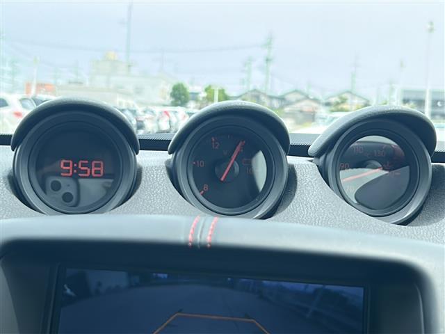 店舗にて現車の確認もいただけますので、お電話で在庫のご確認の上、是非ガリバー黒部店までご来店くださいませ！！！