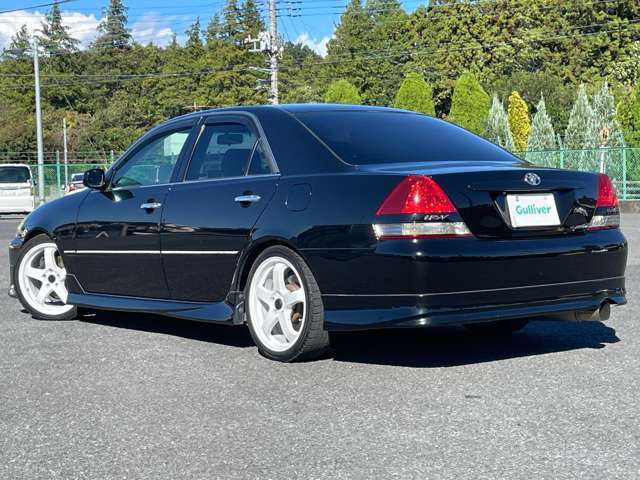 【全国ネットワークでスポーツカーライフをサポート】アフターサービスやメンテナンスは、全国のガリバーグループ直営店舗や提携先整備工場をご利用頂けます。