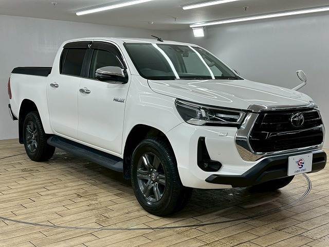 お車ご成約時の付帯率は驚きの90％OVER。GOOD　SPEED自慢のスーパーガラスコーティング。見違えるほどの輝きを放ち、納車後のメンテナンスも楽々。是非一度お試し下さい。