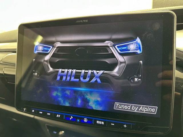 アルパイン11型フローティングナビ装備！！フルセグTV　CD　DVD再生　Bluetooth搭載！！