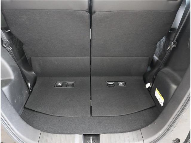 アツミモータースでは人気の中古車を常時1500台展示！掲載車両以外にも当社ホームページにて検索できます！