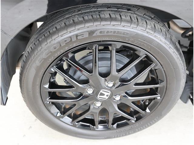 アツミモータースでは人気の中古車を常時1500台展示！掲載車両以外にも当社ホームページにて検索できます！