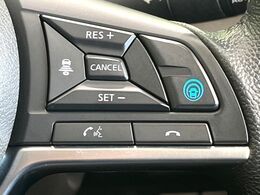 【プロパイロット】高速道路での長距離走行が楽に！！渋滞時と巡回走行のシーンで、アクセル・ブレーキ・ステアリングを自動で制御し、長距離運転の負担を軽減してくれます♪