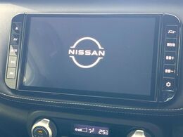 【純正9インチナビ】人気の純正ナビを装備。オーディオ機能も充実しており、Bluetooth接続すればお持ちのスマホやMP3プレイヤーの音楽を再生可能！毎日の運転がさらに楽しくなります！！