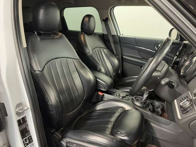 勿論禁煙車、芳香剤やペット臭もございません。