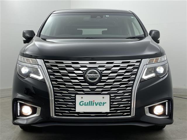 【正面】『外装：正面側』の画像になります。写真の内容に関してご不明点、ご質問等がございましたらお気軽にガリバー店舗までお問い合わせください。