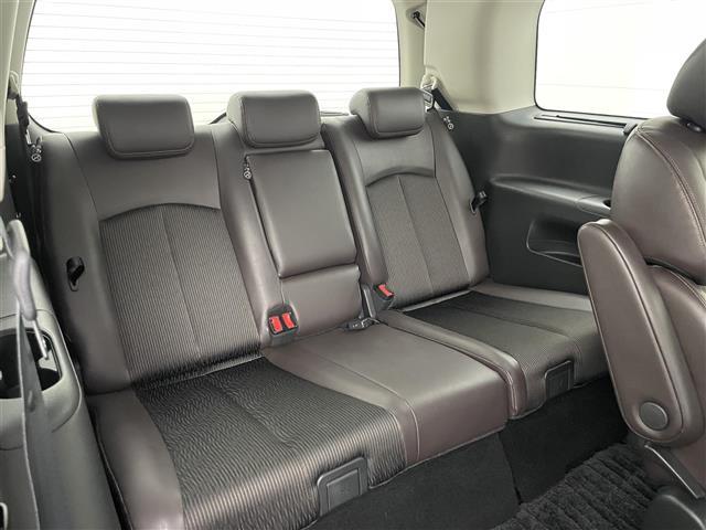 【後部座席】『後部座席周辺』の画像になります。写真の内容に関してご不明点、ご質問等がございましたらお気軽にガリバー店舗までお問い合わせください。