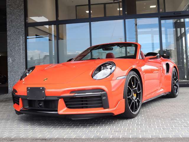 ◆911Turbo スポーツデザインパッケージ/ハイグロスブラック ◆エクステリアミラーベース/ボディ同色塗装 ◆エクステリアミラーカバー/ハイグロスブラック塗装 ◆リアサイドエアインテーク/ハイグロスブラック塗装