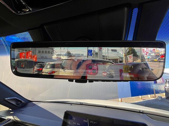 ご成約のお車は、当店併設の認証整備工場で点検整備後のご納車となりますのでご安心ください！必要に応じて消耗品の交換も行います！