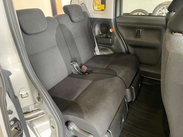 高田ICから車で15分！国道54号線沿い！展示車両は、お買い得車や4WD車を多数取り揃えております！