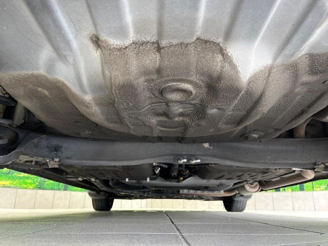 下回りがきれいなうちに、防錆加工の施工がオススメ。降雪地域はもちろん、沿岸部にお住いの方や、趣味でマリン・ウィンタースポーツをされる方にご好評いただいております。