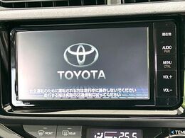 【純正ナビ】人気の純正ナビを装備。オーディオ機能も充実しており、Bluetooth接続すればお持ちのスマホやMP3プレイヤーの音楽を再生可能！毎日の運転がさらに楽しくなります！！