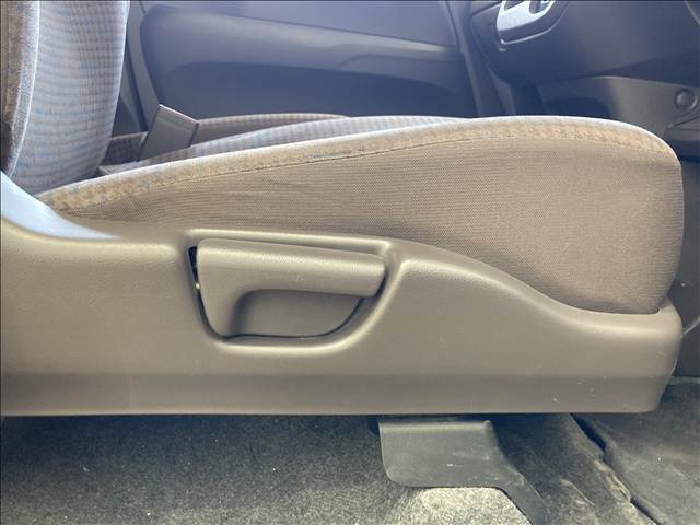 ☆内外装クリーニング☆車の隅々まで徹底的にクリーニングを行っておりますので内外装ともに綺麗な状態でご納車いたします！