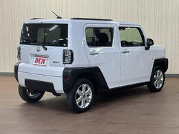 BCN両毛店は高速道路でも北関東自動車道　太田桐生I.Cよりたったの10分！遠方の方でもとってもアクセス良好！更に4階建て全天候型屋内展示場完備！雨・風を気にせず、400台の展示車をゆっくりご覧いただけます！