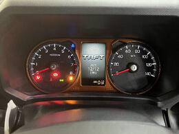 下取・買取もお任せ下さい！買取りさせて頂いたお車をそのままお店でダイレクト販売！だからこそ相場を上回る買取が実現できます！