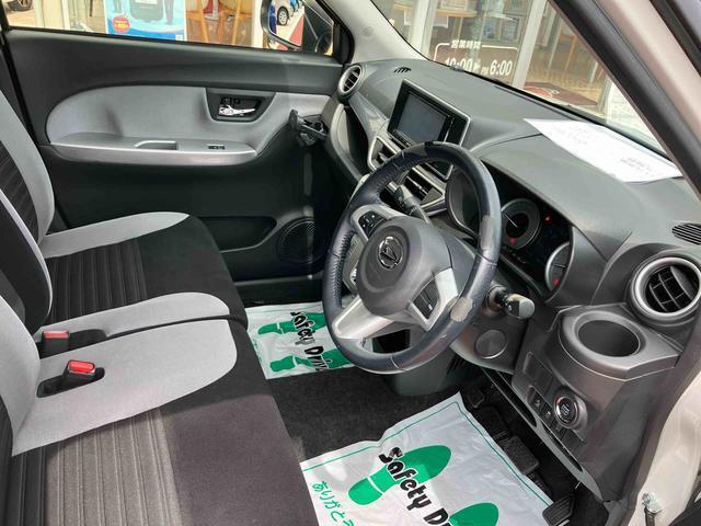 中古車を買うことの　「不安」　「心配」　も一緒に解決させて下さい♪ディーラーならではの　「安心」　「ご満足」　を提供致します　。
