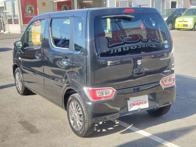 ☆チャンスの魅力4☆　お客様のカーライフをトータルサポート！！多くのお客様に、ご購入後も永いお付き合いを、させて頂いています！任意保険や車検は勿論、日常のオイル交換など、お任せ頂いています！！
