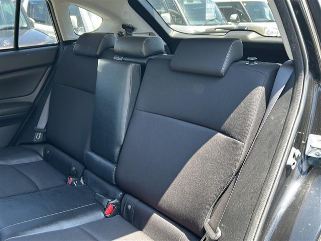 【セカンドシート】2列目も広々お乗りいただけます♪店舗にて現車の確認もいただけますので、お電話で在庫のご確認の上是非ご来店くださいませ！！！ワクワクするクルマ選びをご提案します！