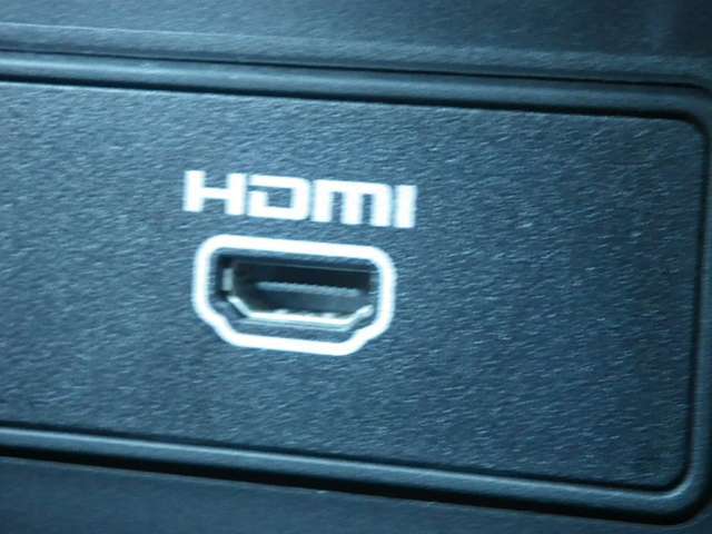 USB・HDMI端子も付いて接続可能