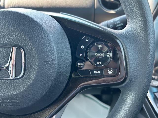 【　アダプティブクルーズコントロール　】設定した車速内で自動で加減速♪先行車との車間距離を適切に維持した追従走行が可能です♪