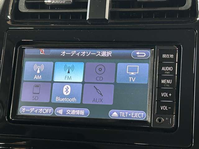 純正ナビ、社外ナビなども取り付け可能です！大きなサイズのナビを付けたい方はお気軽にお尋ねください！！