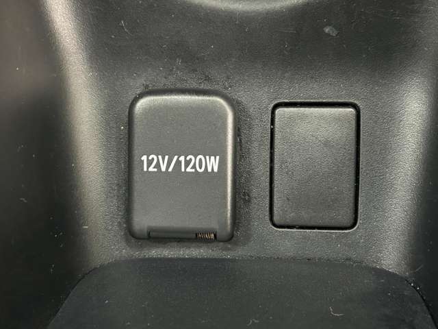 お車の機能や安全装備に関して気になる方は、ぜひ一度ご来店ください！その場でスタッフがご説明可能です！